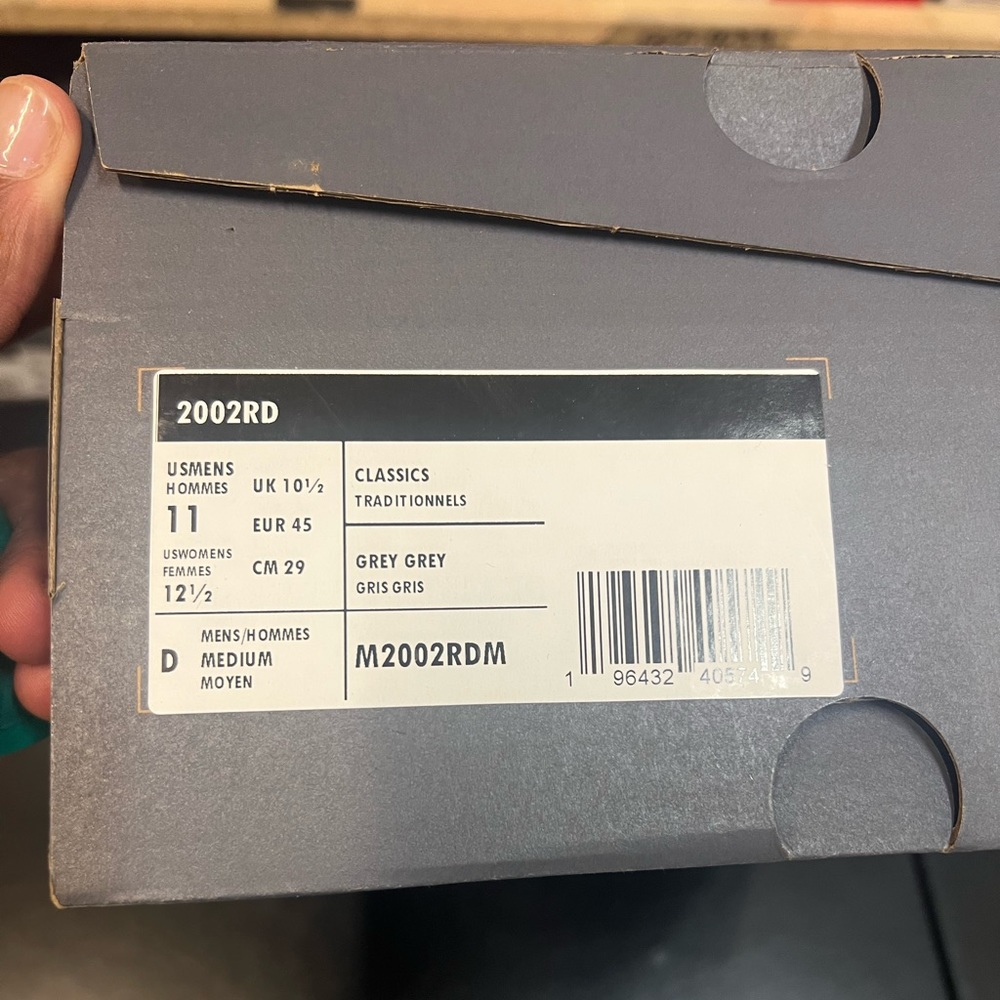 NEW BALANCE 2002R - Picture 2 of 6
